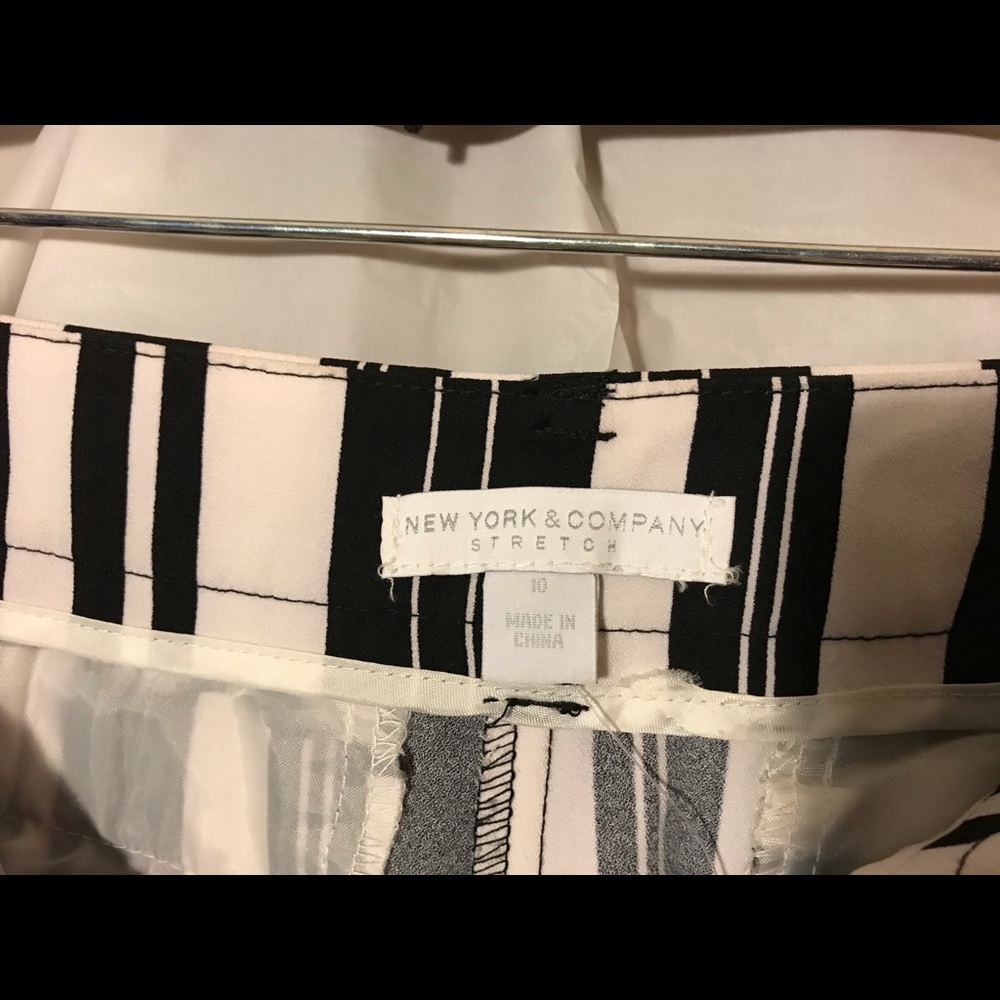 Pants - Picture 3 of 4